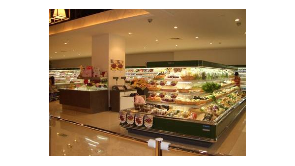 在大型超市中，亞克力展示架展示產(chǎn)品有什么優(yōu)勢？